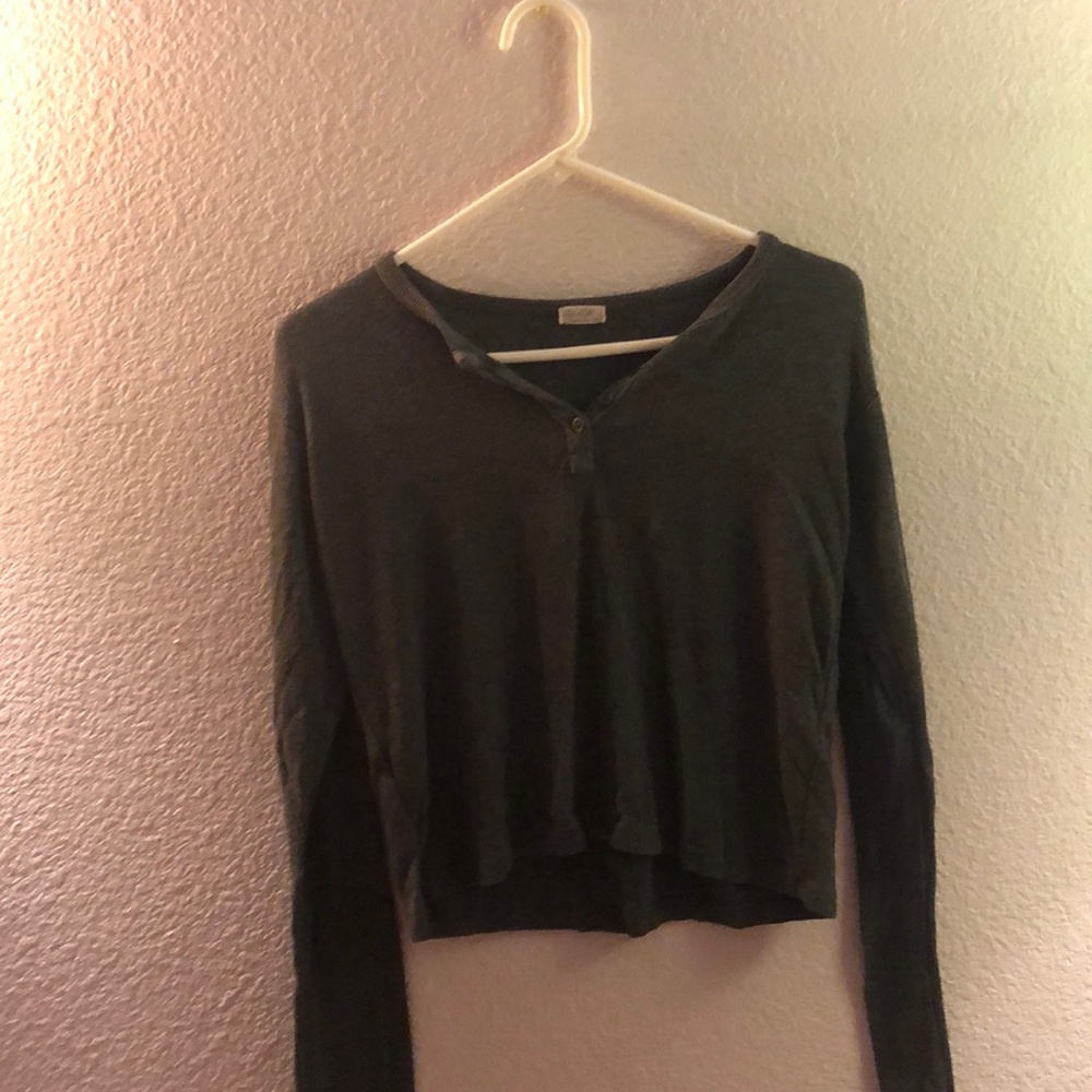 V cute brandy long sleeve!